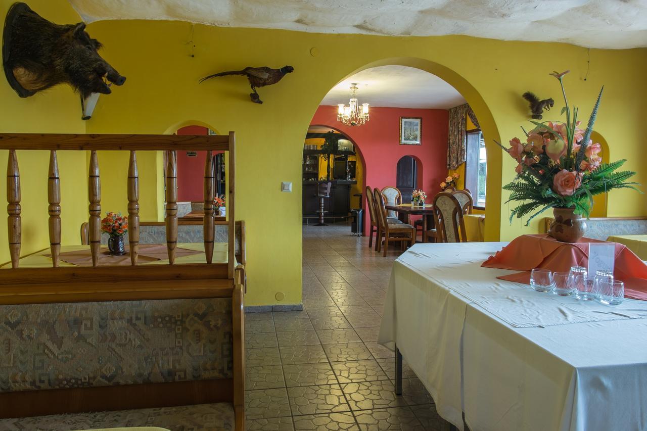 Hotel Independencia Buitenkant foto
